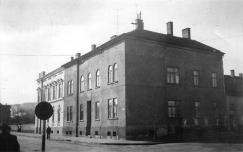 Mátyás király utca 28-30. | 1961